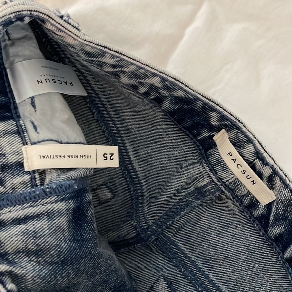 PacSun shorts - Picture 3 of 5